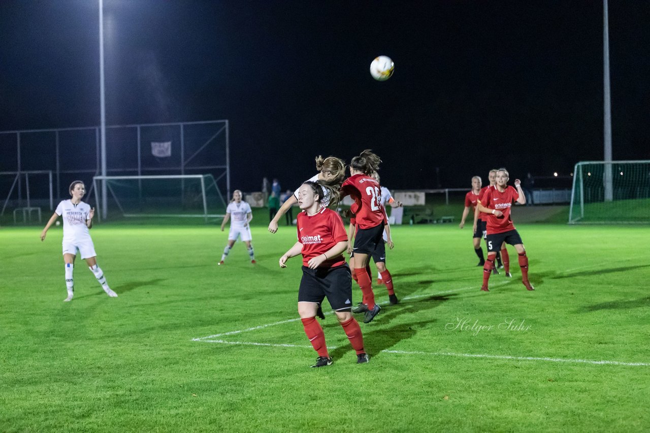 Bild 123 - Frauen SV Henstedt Ulzburg - Wellingsbuettel : Ergebnis: 11:1